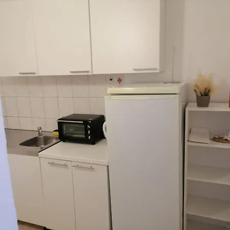 Libertas - One Bedroom With Terrace And Sea View- 3a * Rogoznica (Sibenik-Knin)