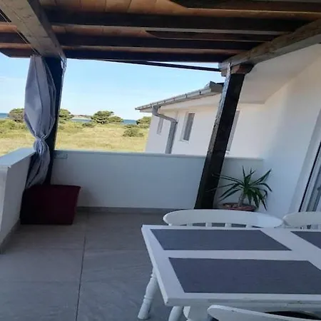 Apartman Libertas - One Bedroom With Terrace And Sea View- 3a